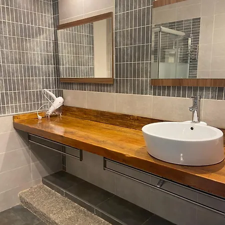 La Herradura De San Pedro 公寓